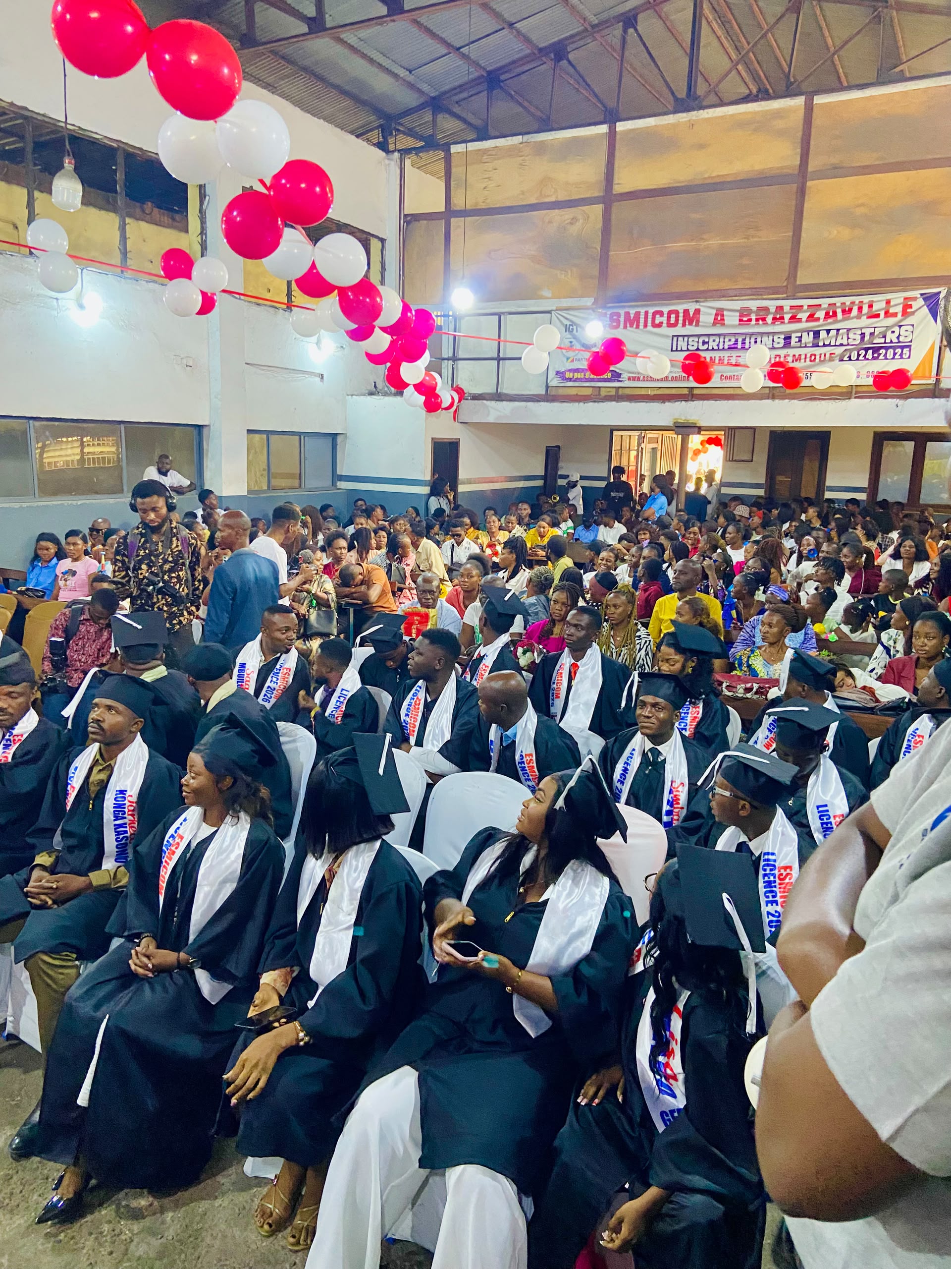 CLOTURE DE L'ANNEE ET COLLATION DES GRADES ACADEMIQUES 2025-2026